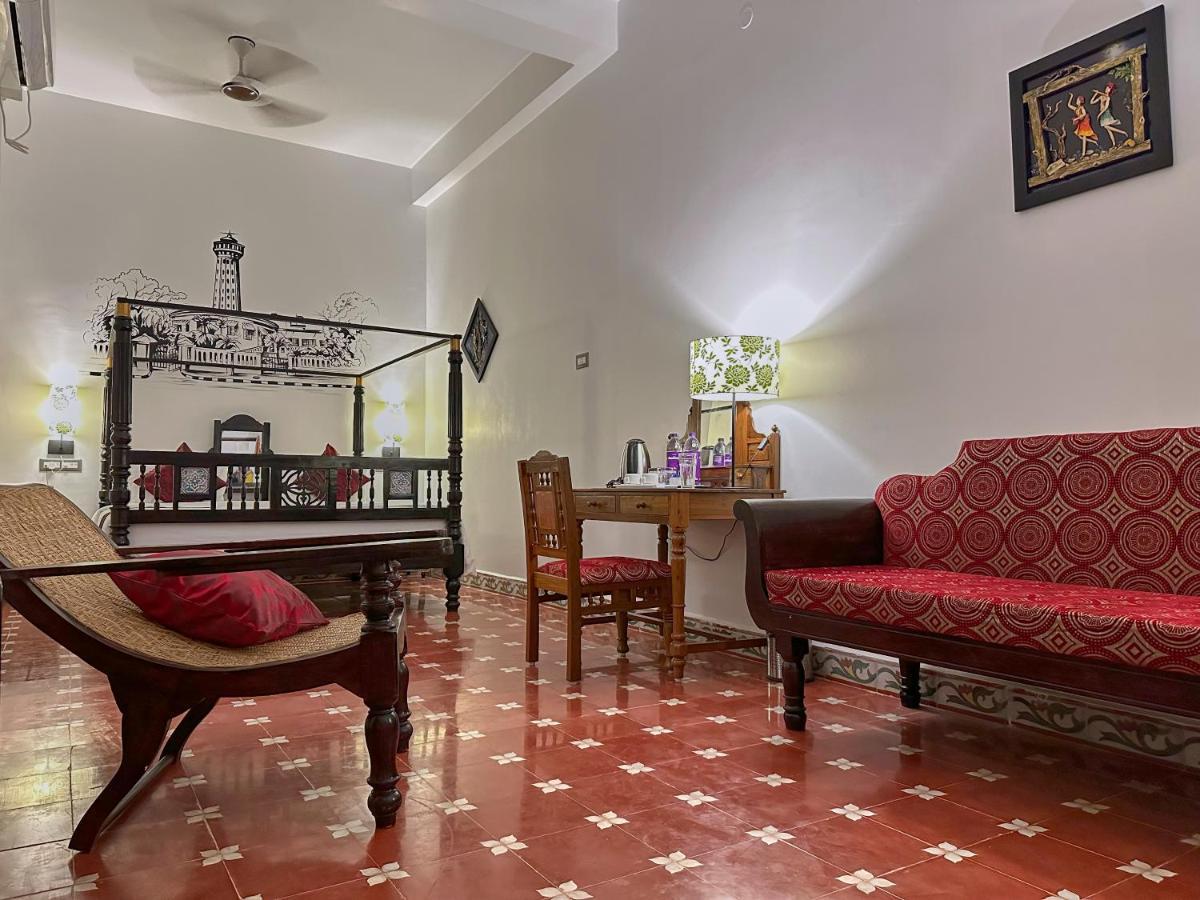 Villa Krish Puducherry Exterior foto